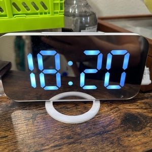 Digital Alarm Clock white